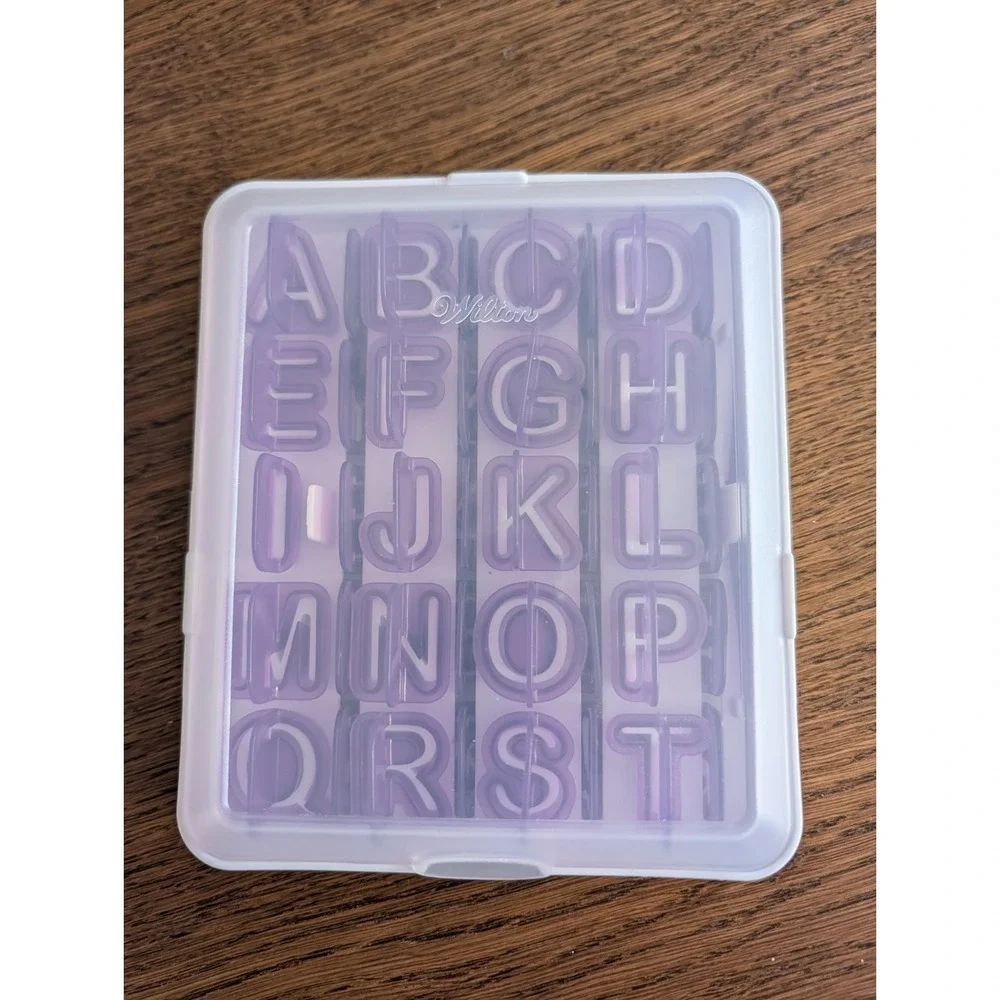 Wilton Cut With Fondant Alphabet/Number Cut-Outs Set (40 Pieces)